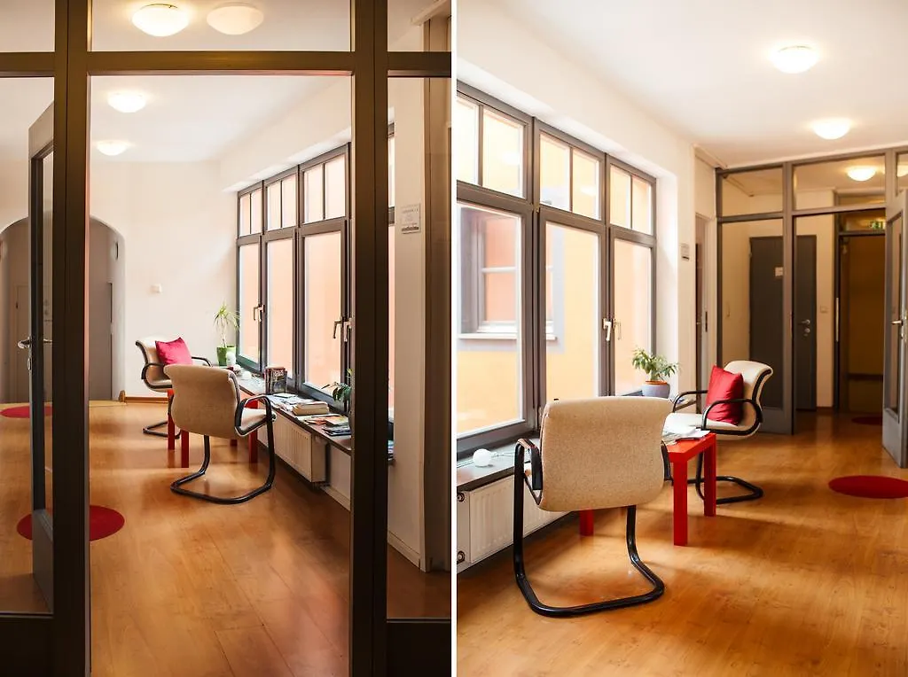 Hostel Cukrarna Guest Accommodation Kranj